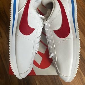 Classic Nike Cortez GS - 8.5 Women’s/7Y